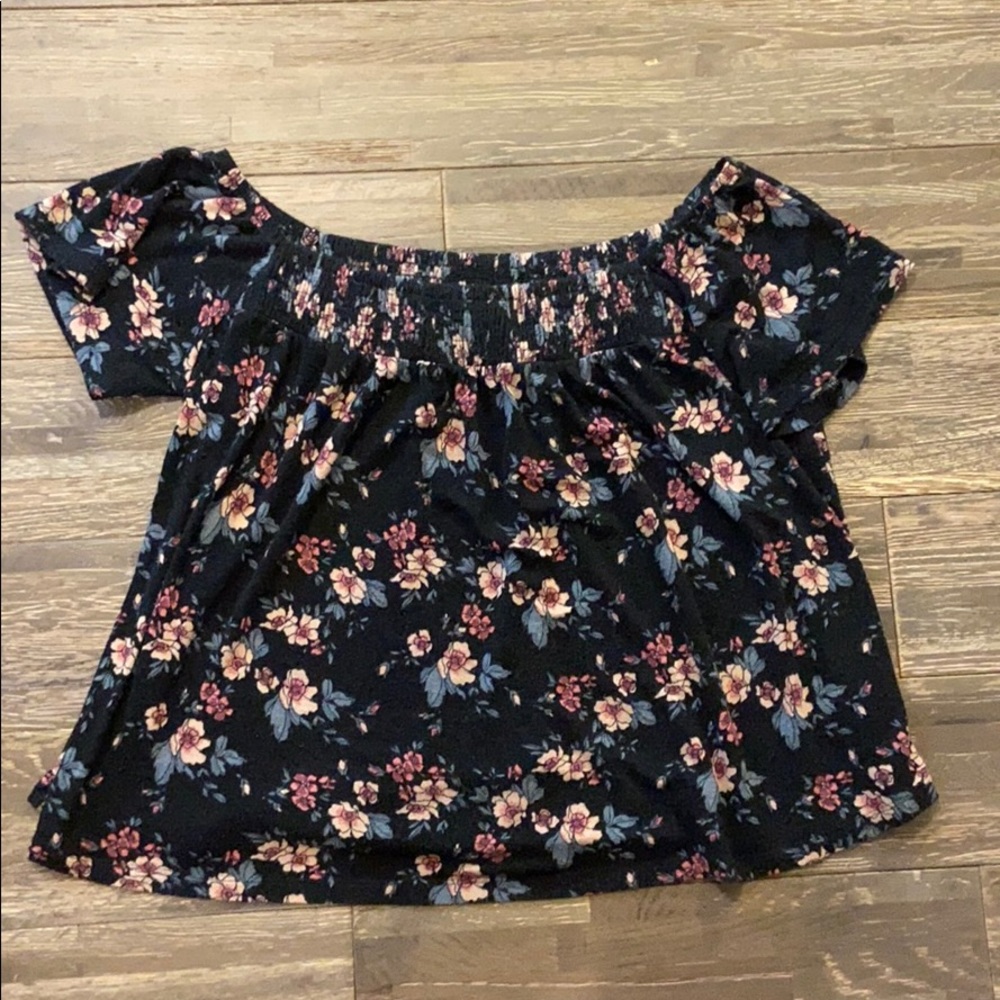 Off-shoulder top